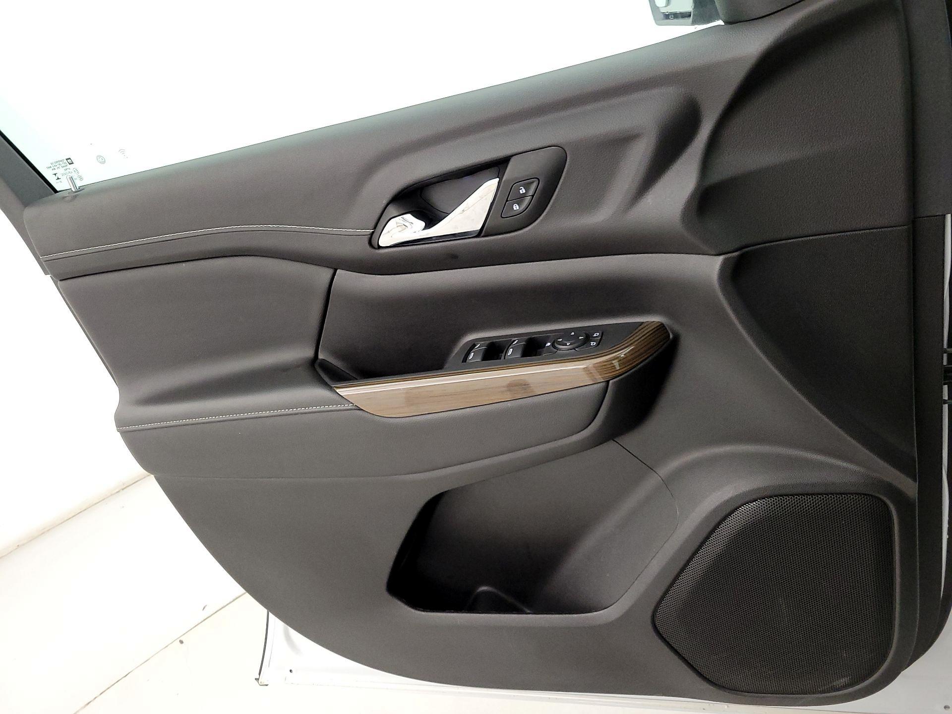 Thumbnail: 2023 GMC Acadia - 12