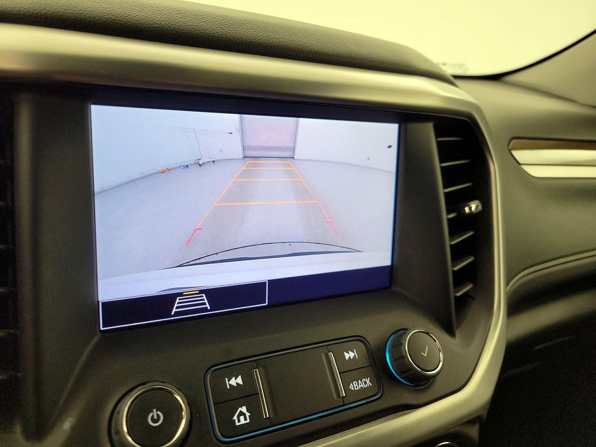 Thumbnail: 2023 GMC Acadia - 14