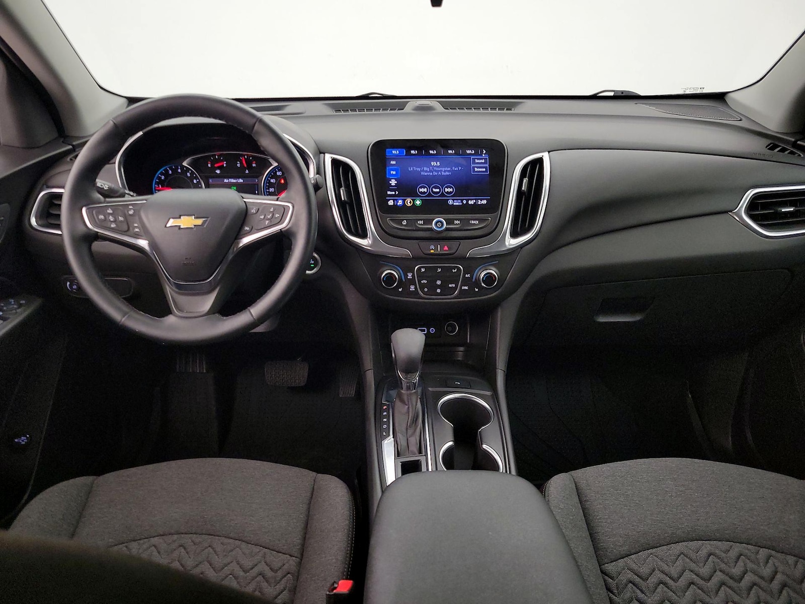 2024 Chevrolet Equinox LT - Photo 10