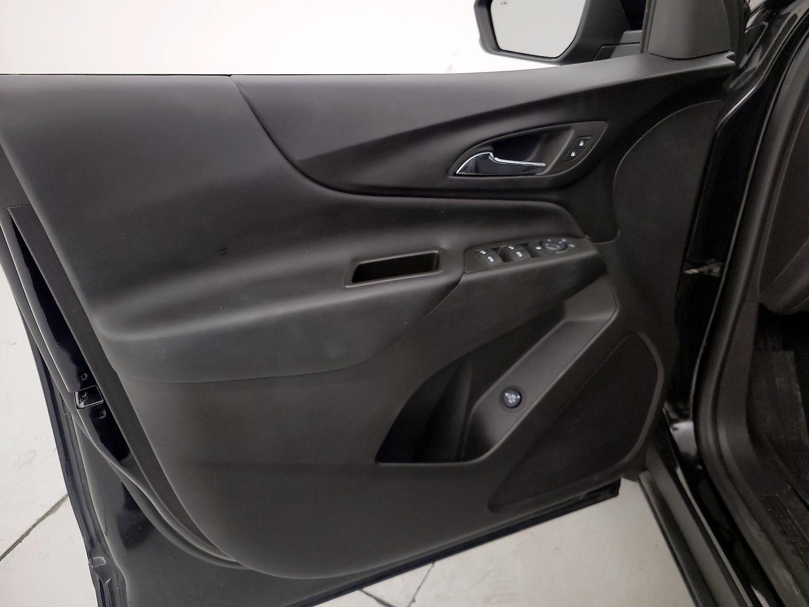 2024 Chevrolet Equinox LT - Photo 13