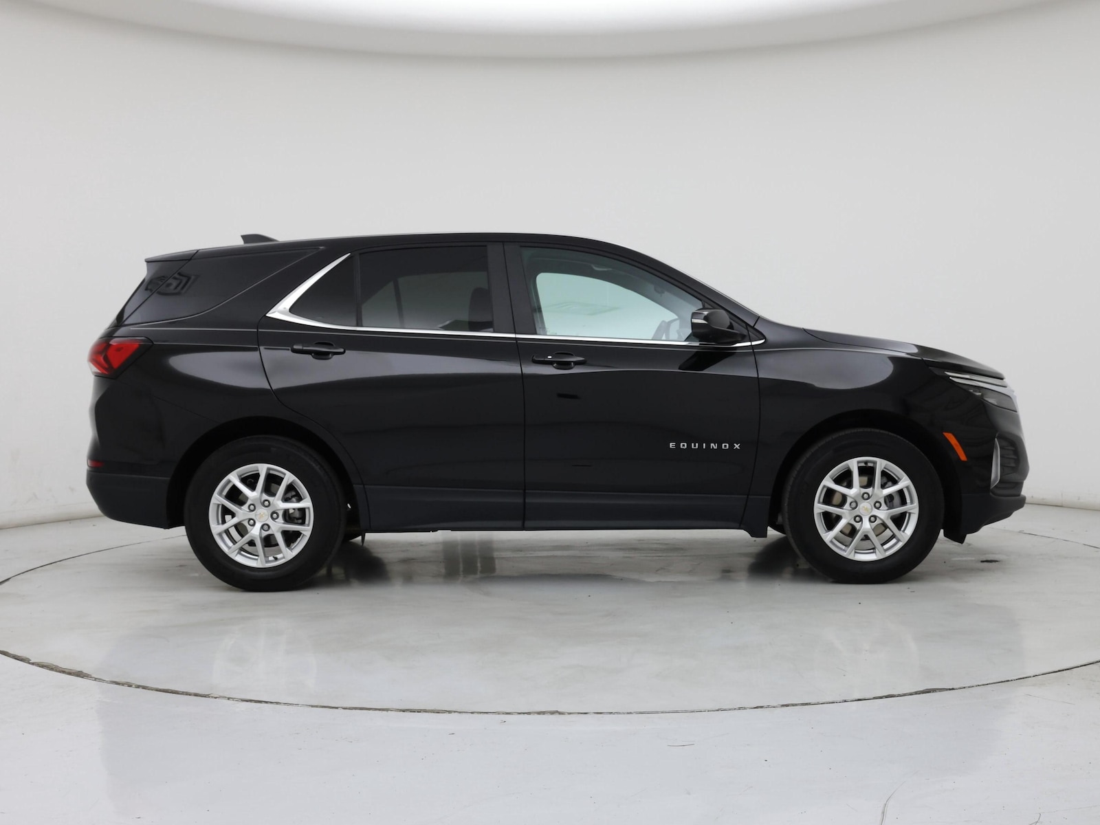 2024 Chevrolet Equinox LT - Photo 8