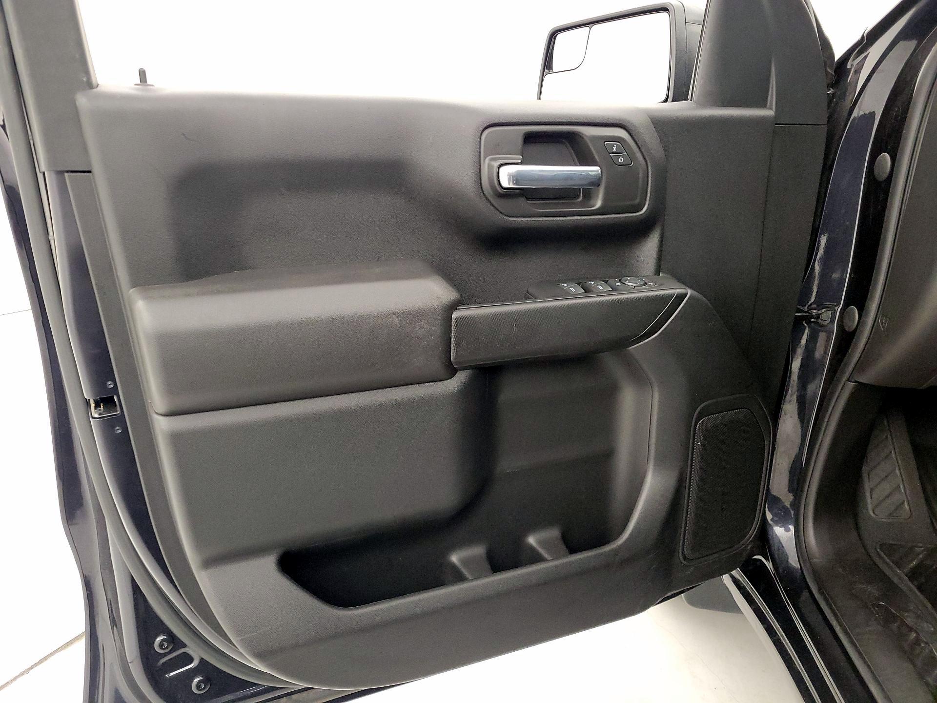 Thumbnail: 2022 Chevrolet Silverado 1500 - 12