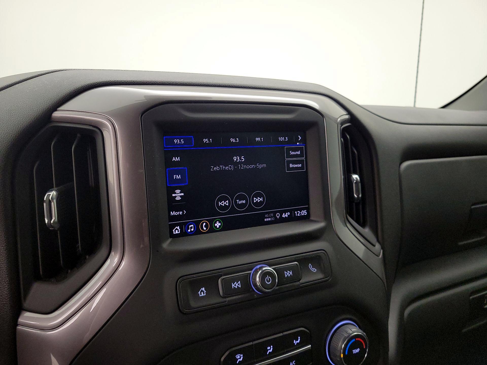 Thumbnail: 2022 Chevrolet Silverado 1500 - 15