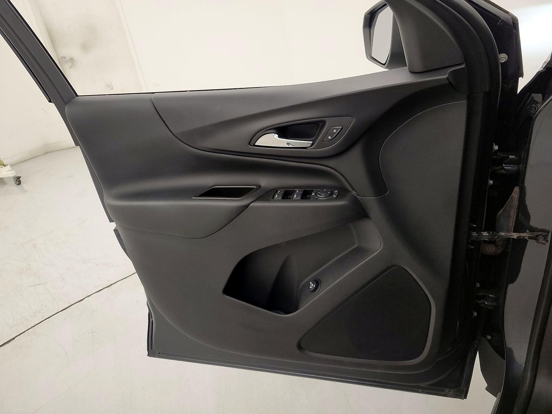 Thumbnail: 2023 Chevrolet Equinox - 12