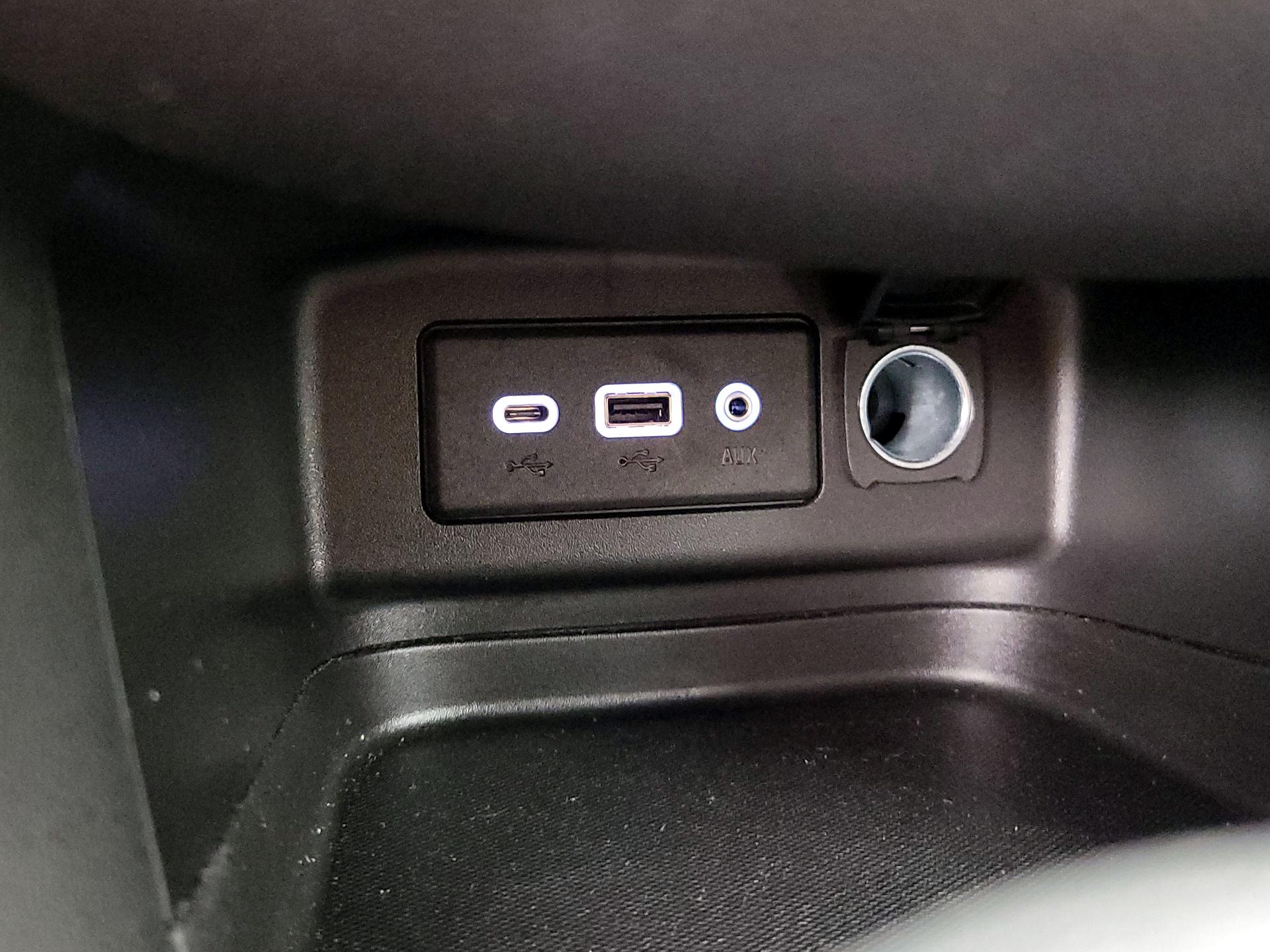 Thumbnail: 2023 Chevrolet Equinox - 18