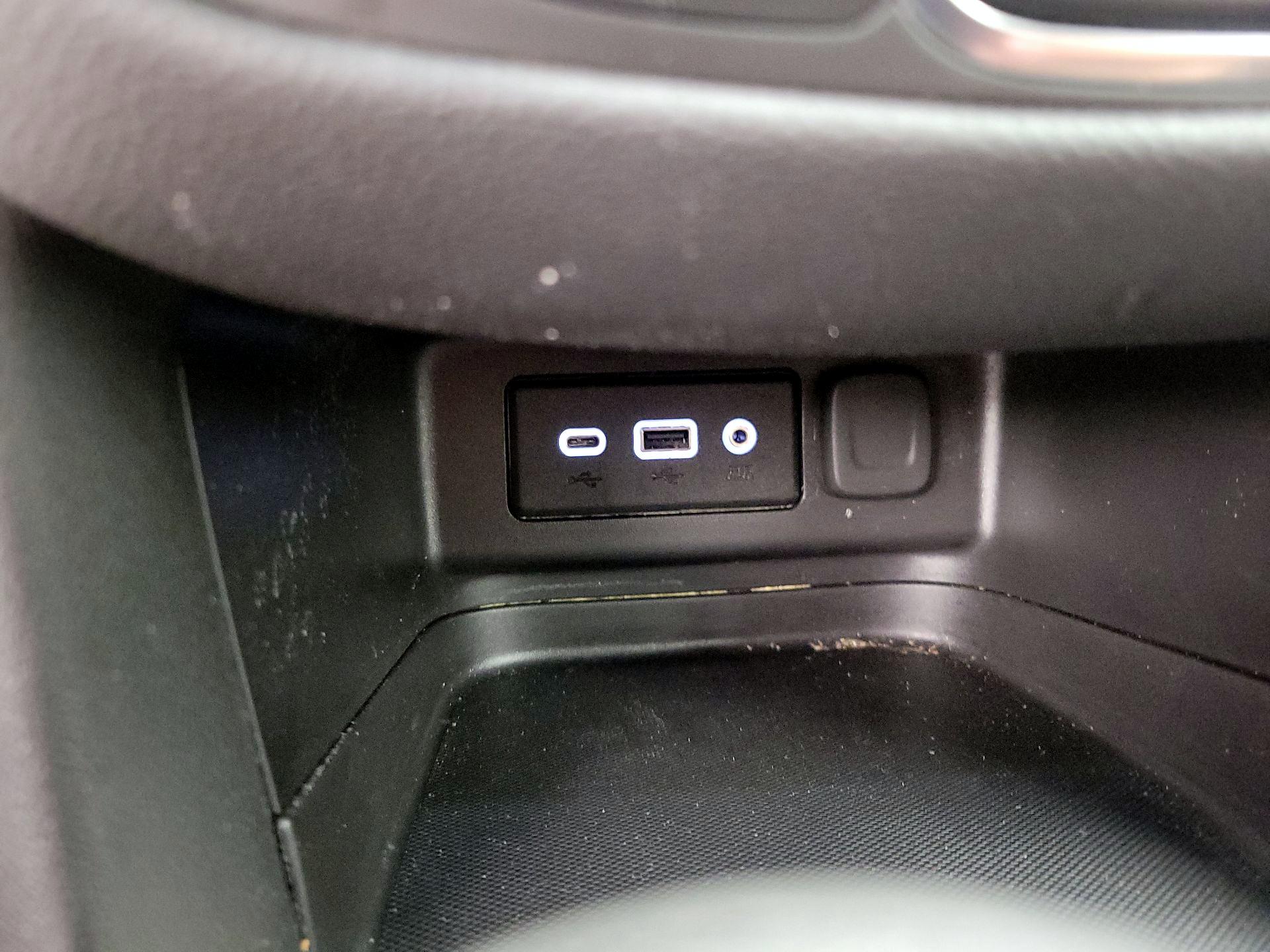 Thumbnail: 2024 Chevrolet Equinox - 18