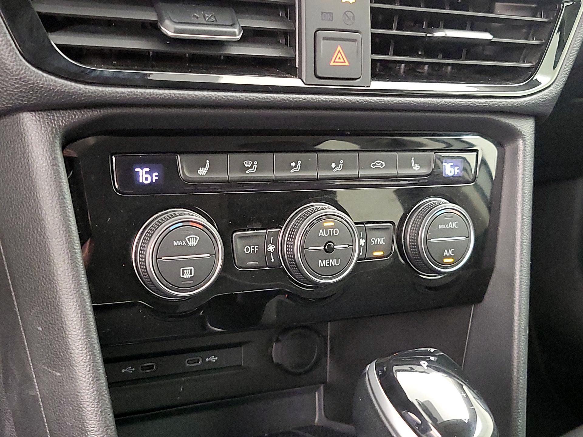 Thumbnail: 2024 Volkswagen Taos - 16