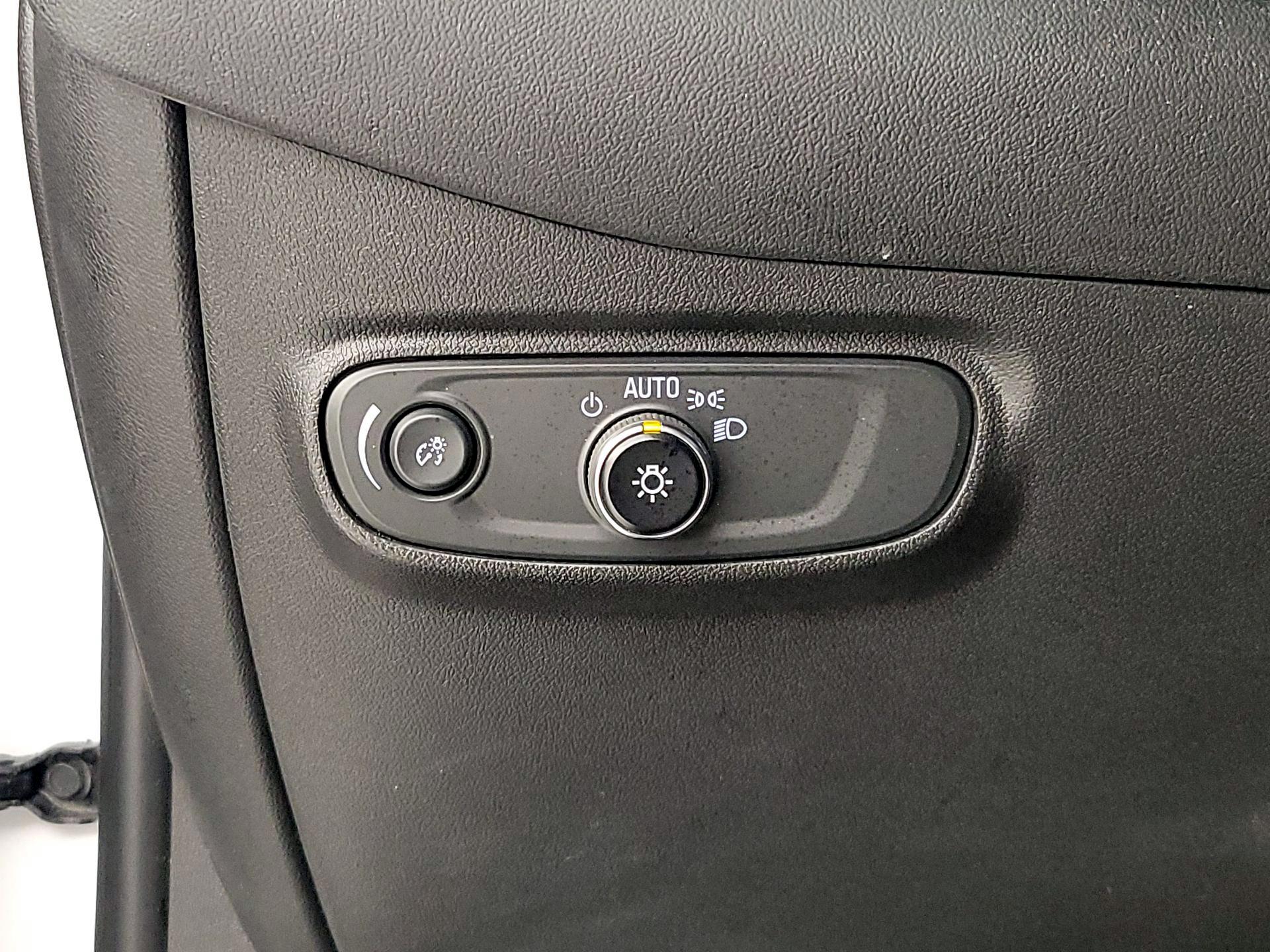 Thumbnail: 2024 Chevrolet Equinox - 13