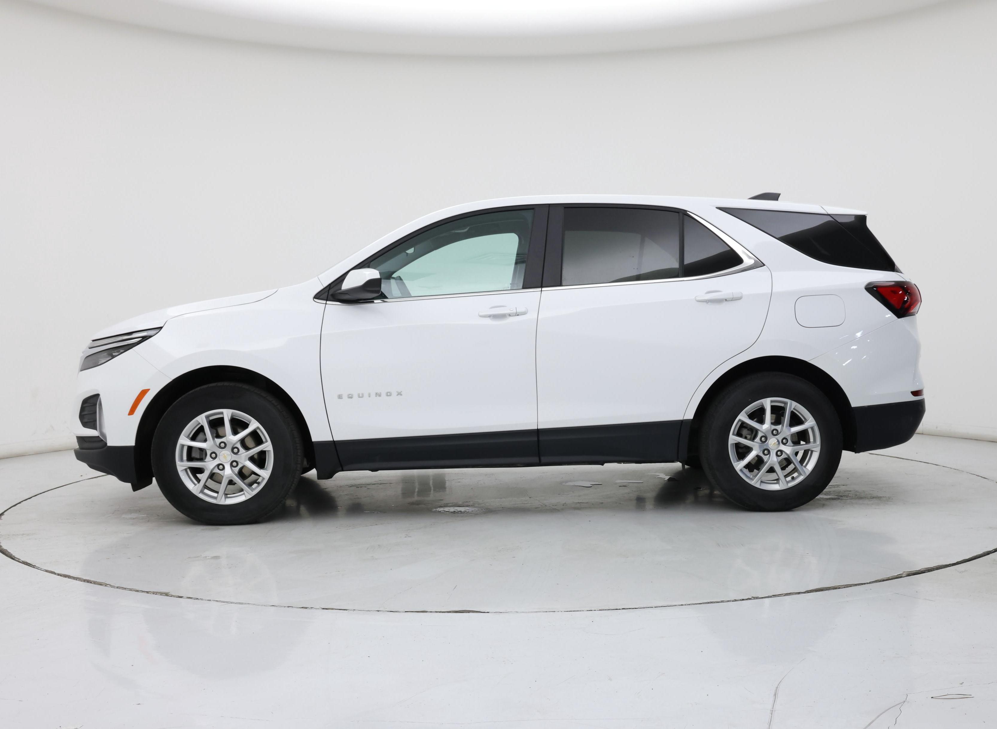 Thumbnail: 2024 Chevrolet Equinox - 3