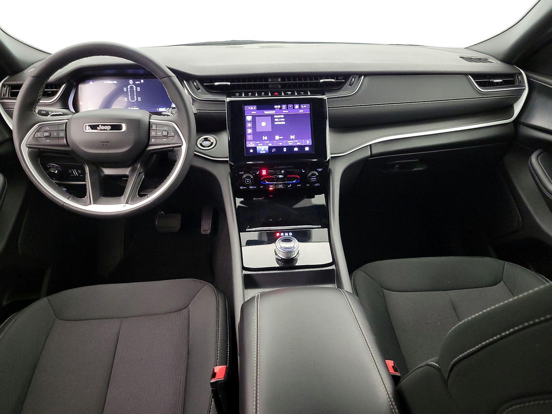 Thumbnail: 2024 Jeep Grand Cherokee L - 9