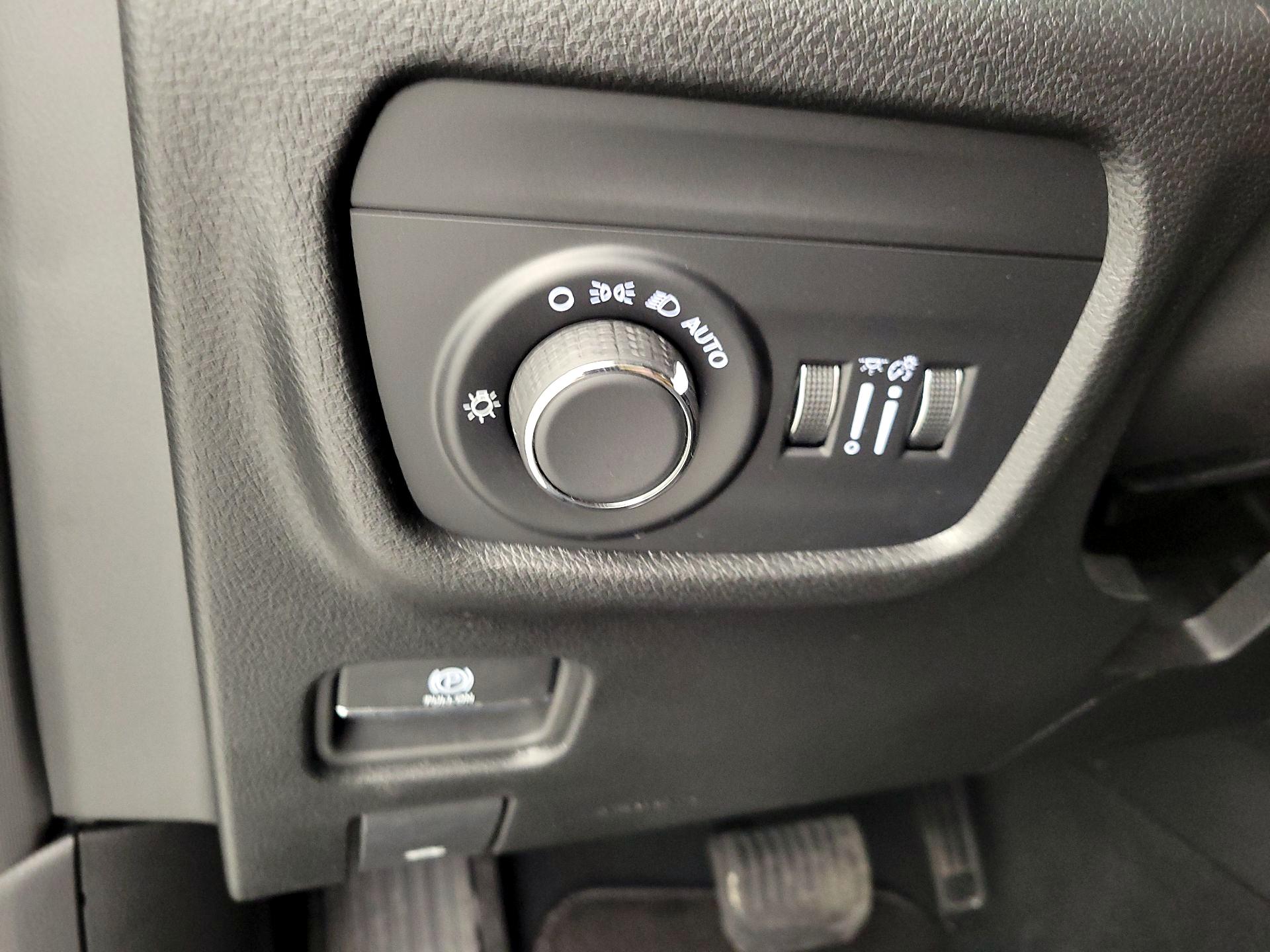 Thumbnail: 2024 Jeep Grand Cherokee L - 13