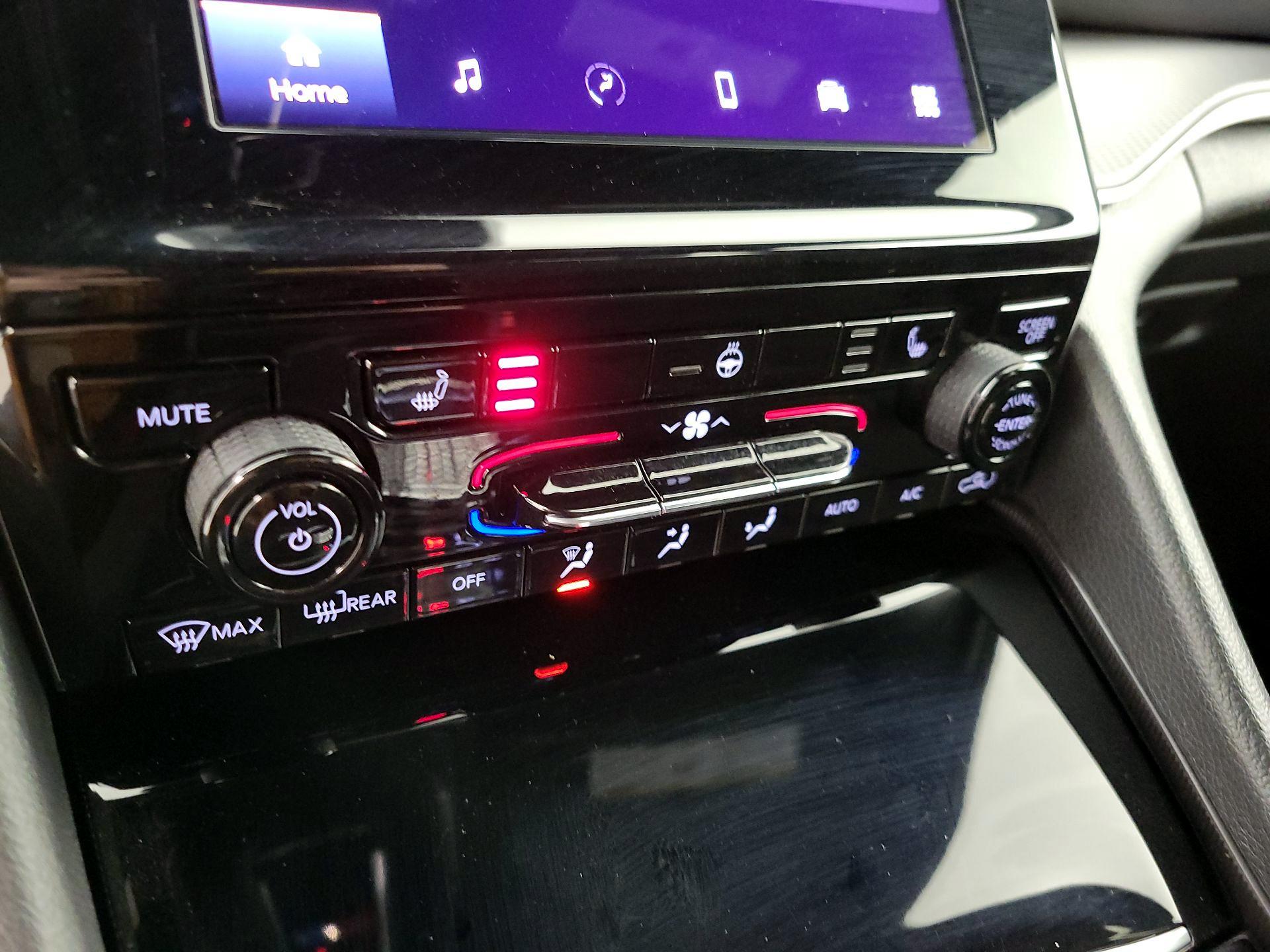 Thumbnail: 2024 Jeep Grand Cherokee L - 16