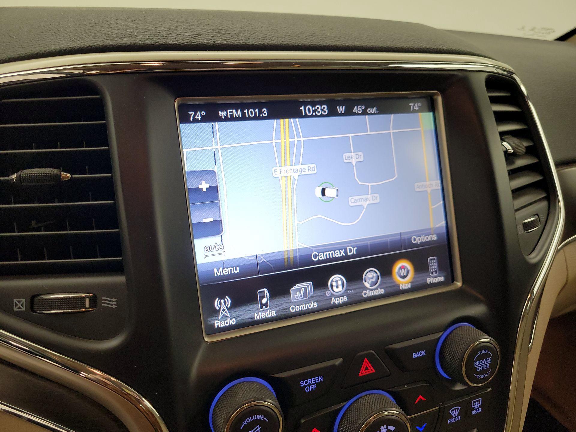 Thumbnail: 2015 Jeep Grand Cherokee - 14