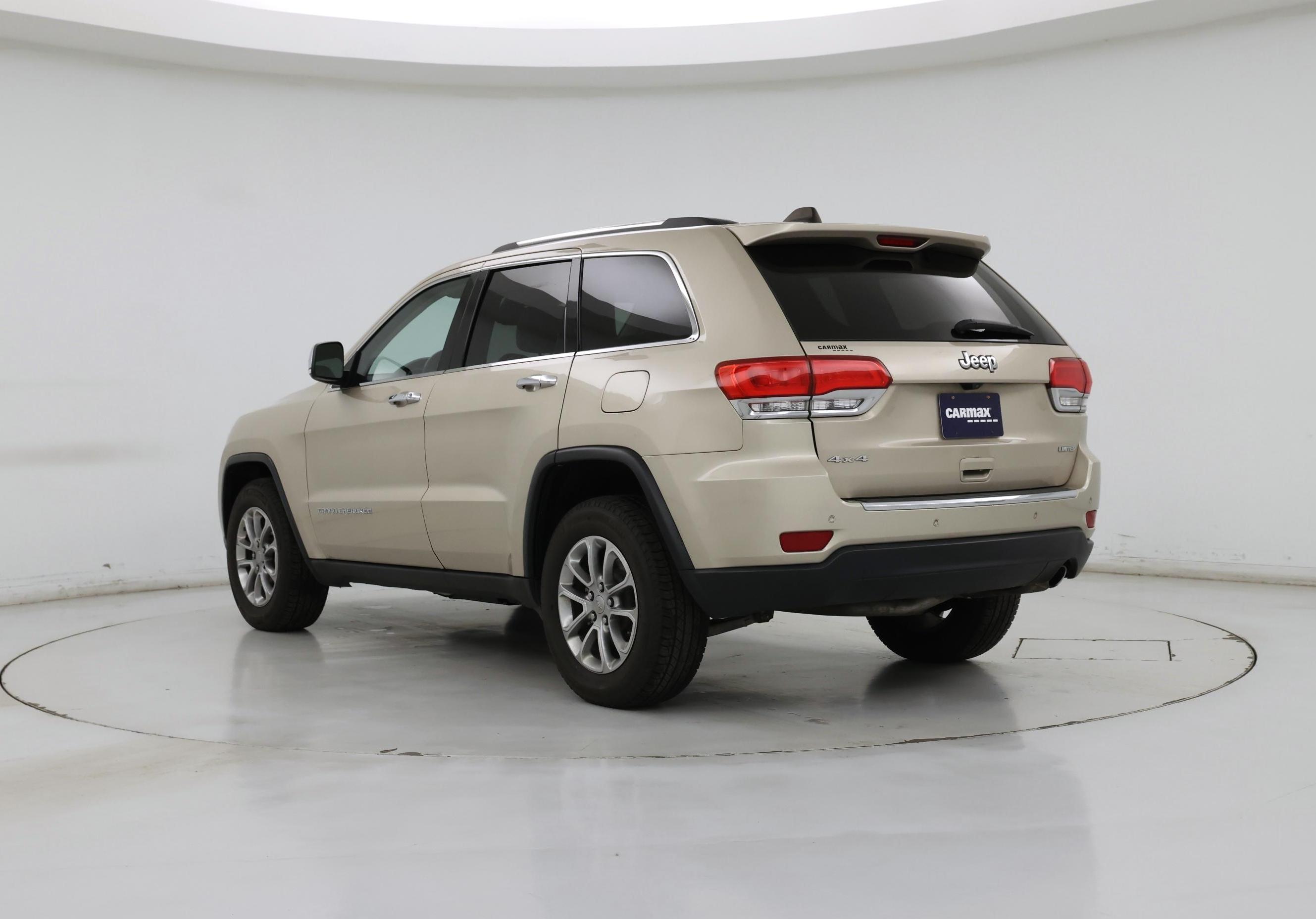 Thumbnail: 2015 Jeep Grand Cherokee - 2