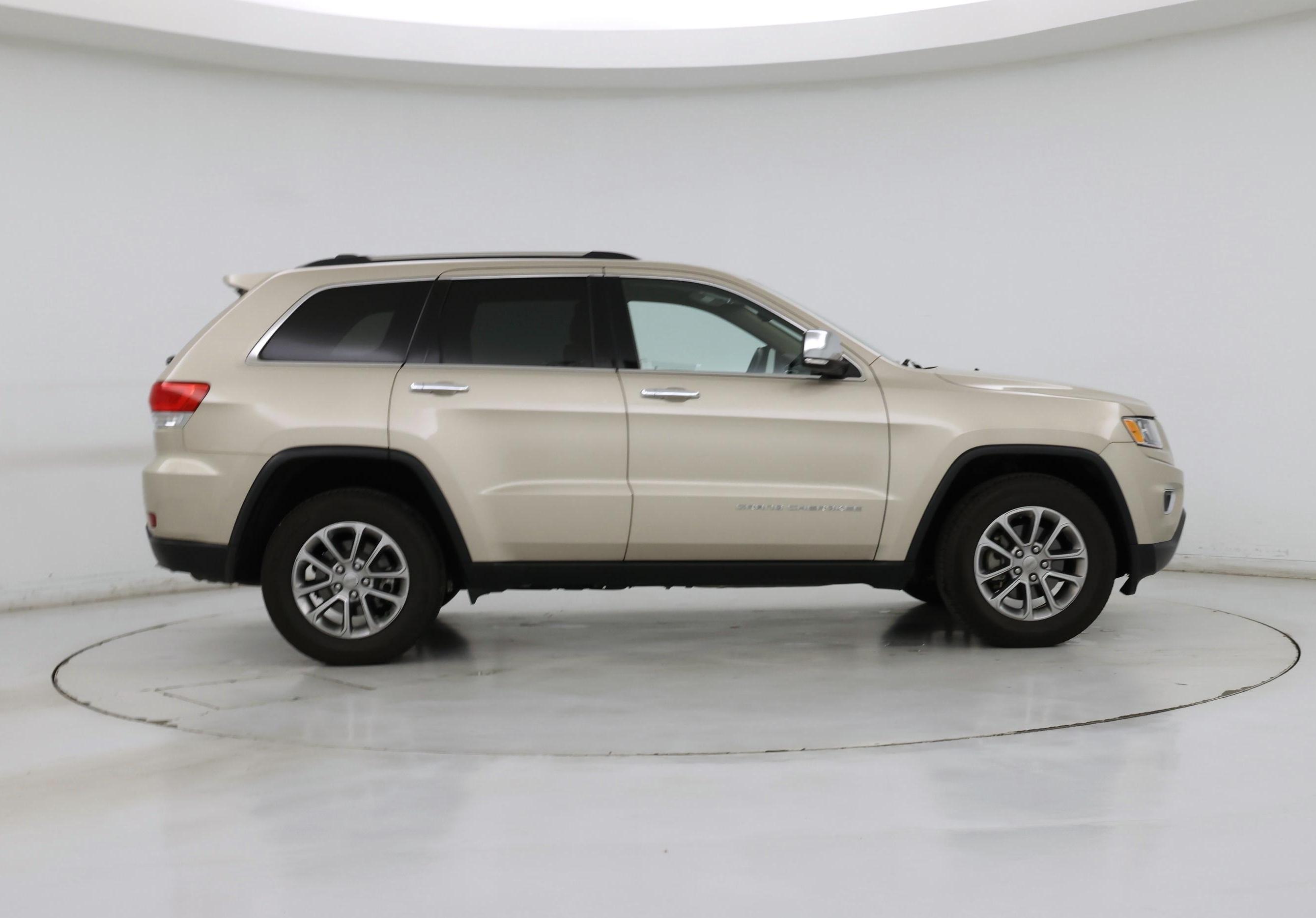 Thumbnail: 2015 Jeep Grand Cherokee - 7