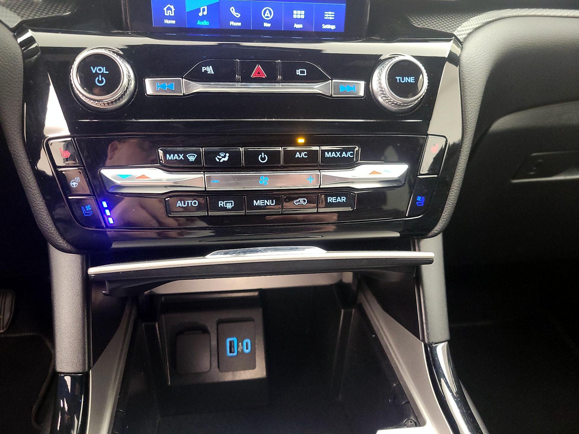 Thumbnail: 2023 Ford Explorer - 17