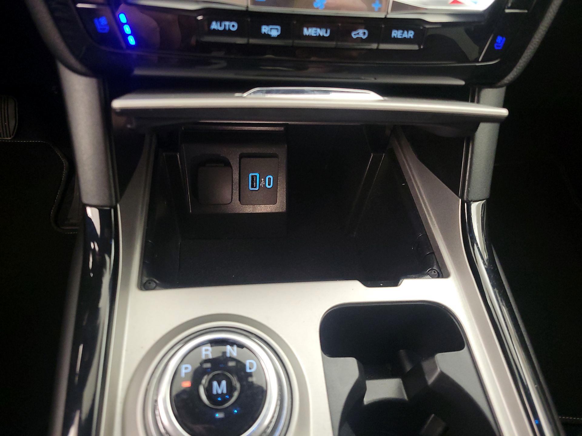 Thumbnail: 2023 Ford Explorer - 19