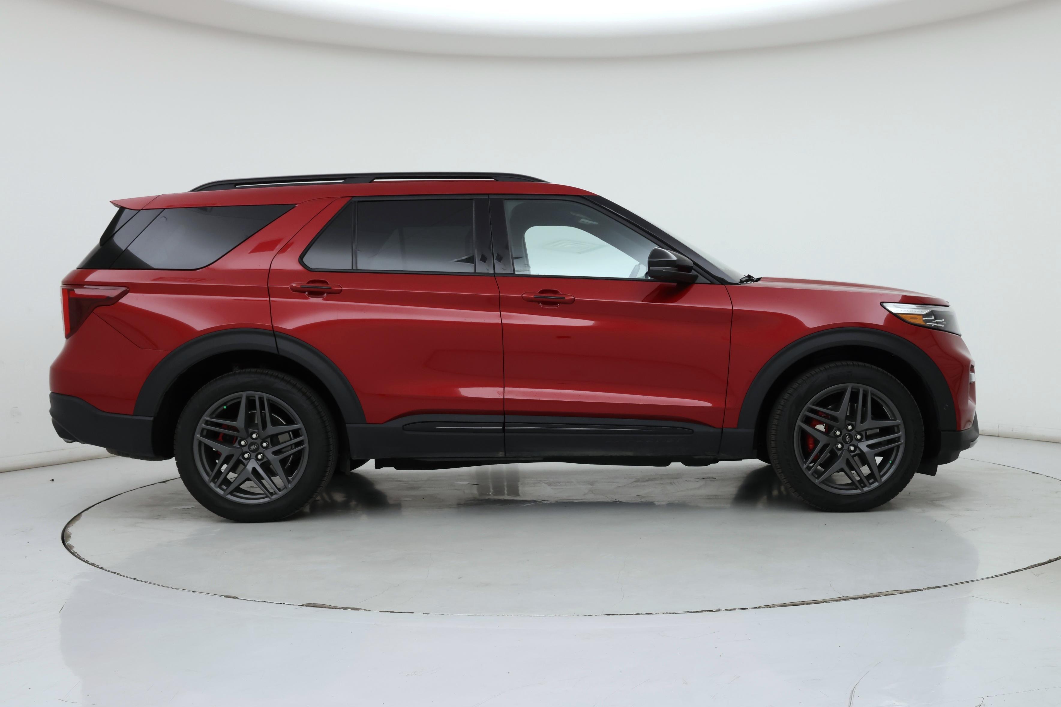 Thumbnail: 2023 Ford Explorer - 7