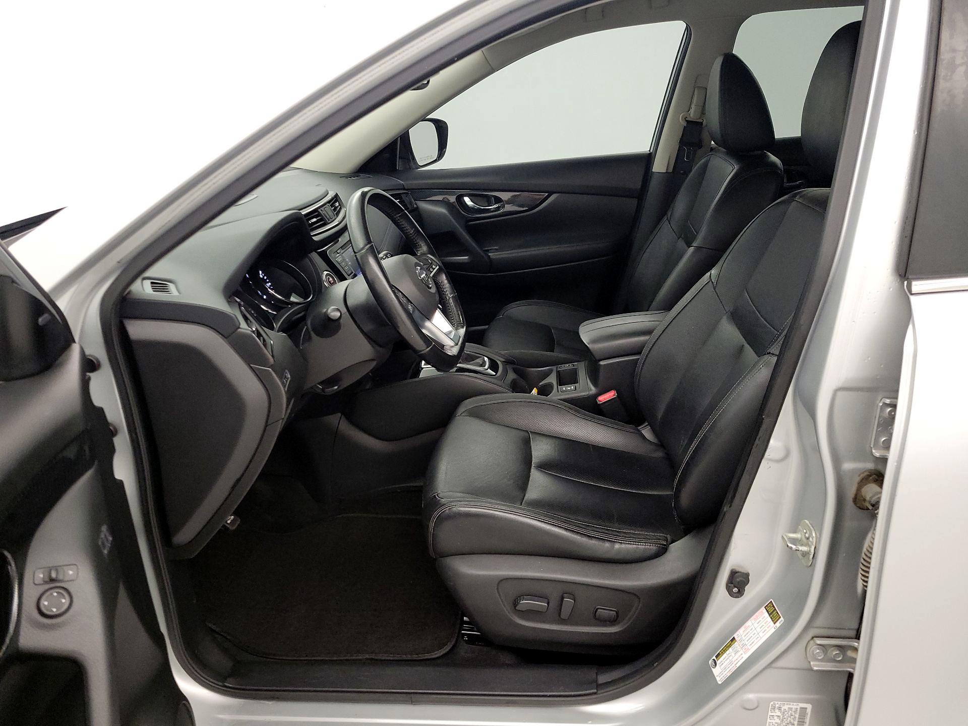 Thumbnail: 2018 Nissan Rogue - 11