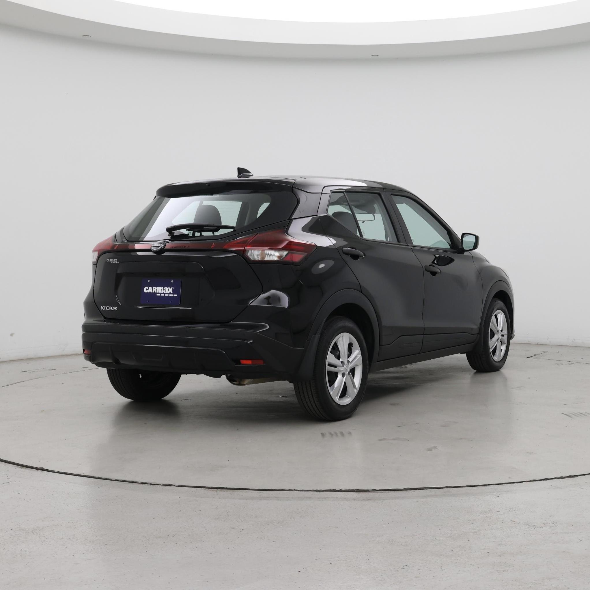 Thumbnail: 2025 Nissan Kicks - 8