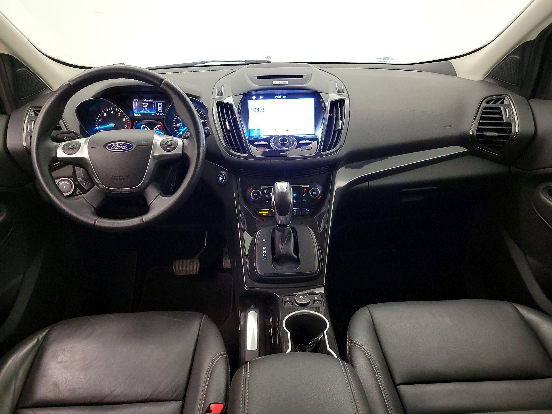 Thumbnail: 2016 Ford Escape - 9