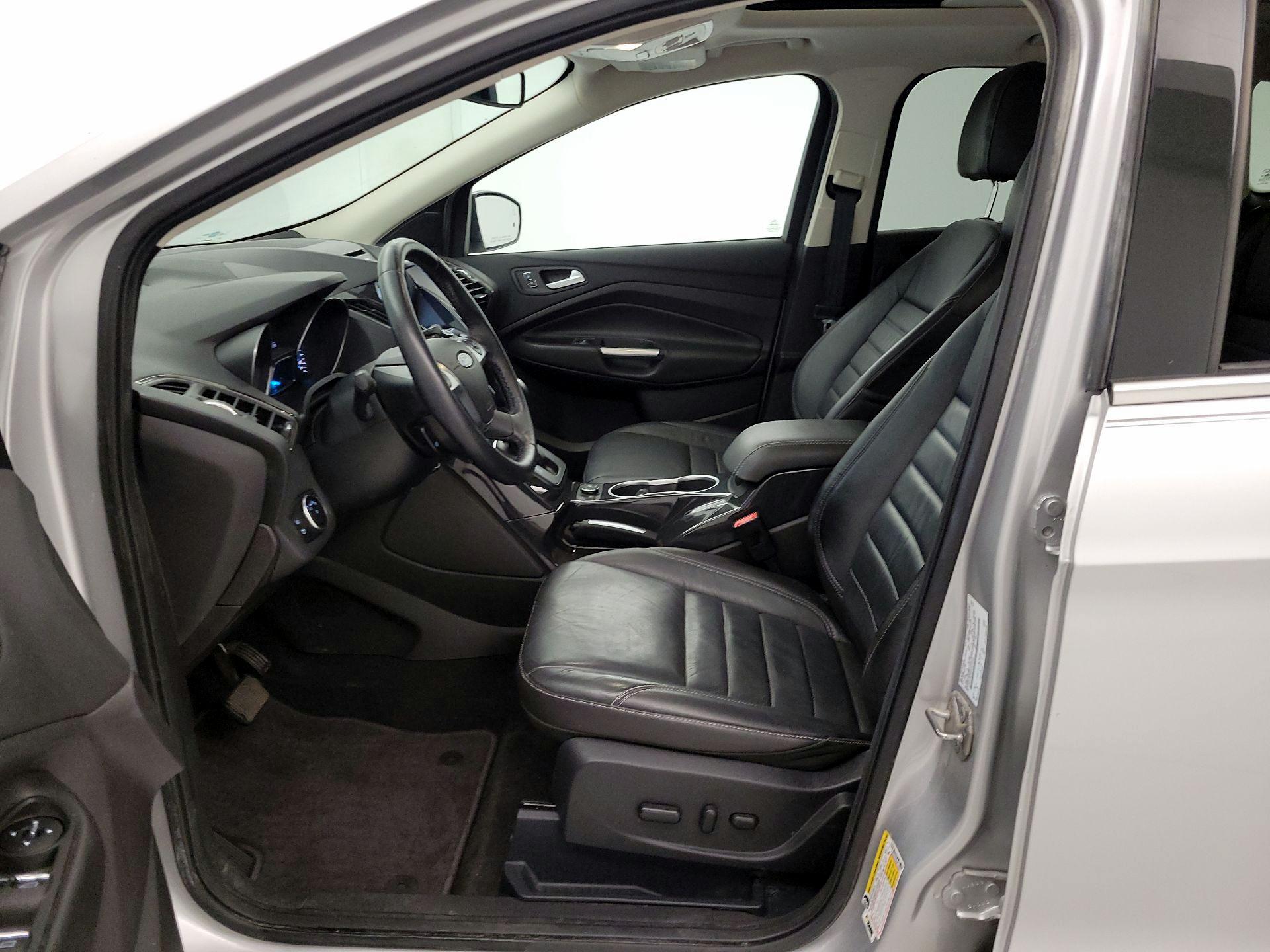 Thumbnail: 2016 Ford Escape - 11