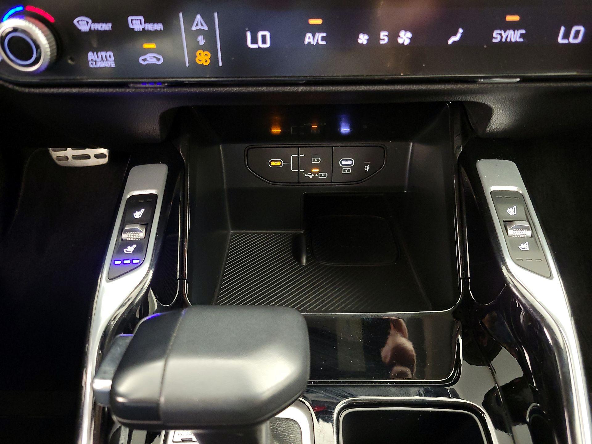 Thumbnail: 2024 Kia Sorento - 19