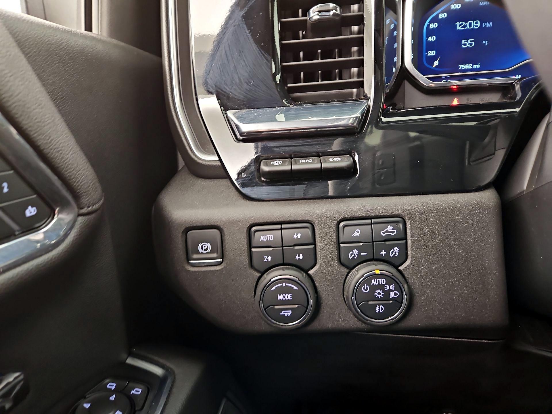 Thumbnail: 2024 Chevrolet Silverado 1500 - 13