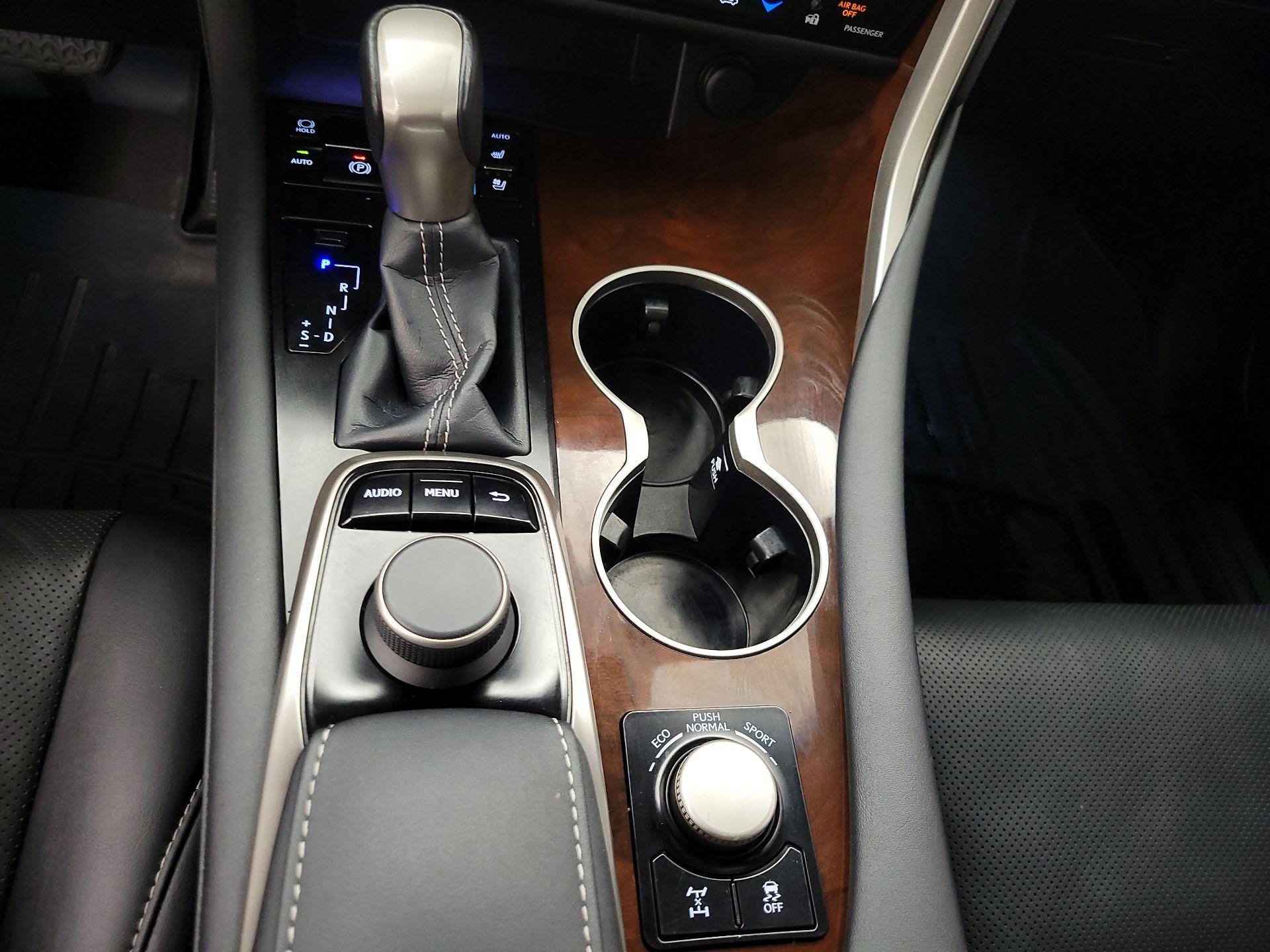 Thumbnail: 2017 Lexus RX - 17