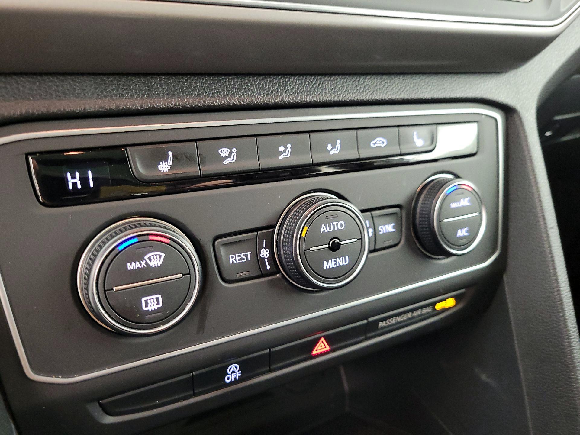 Thumbnail: 2019 Volkswagen Atlas - 16