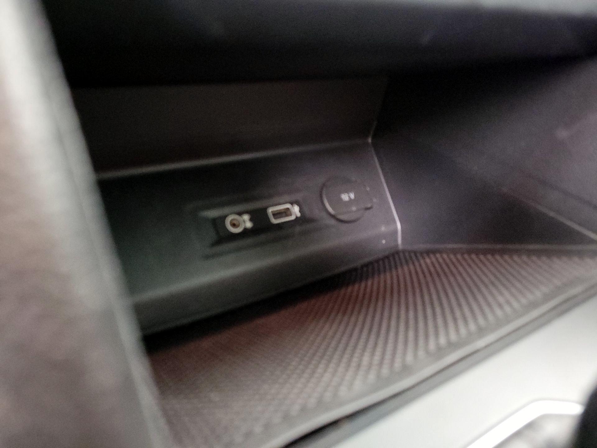 Thumbnail: 2019 Volkswagen Atlas - 18