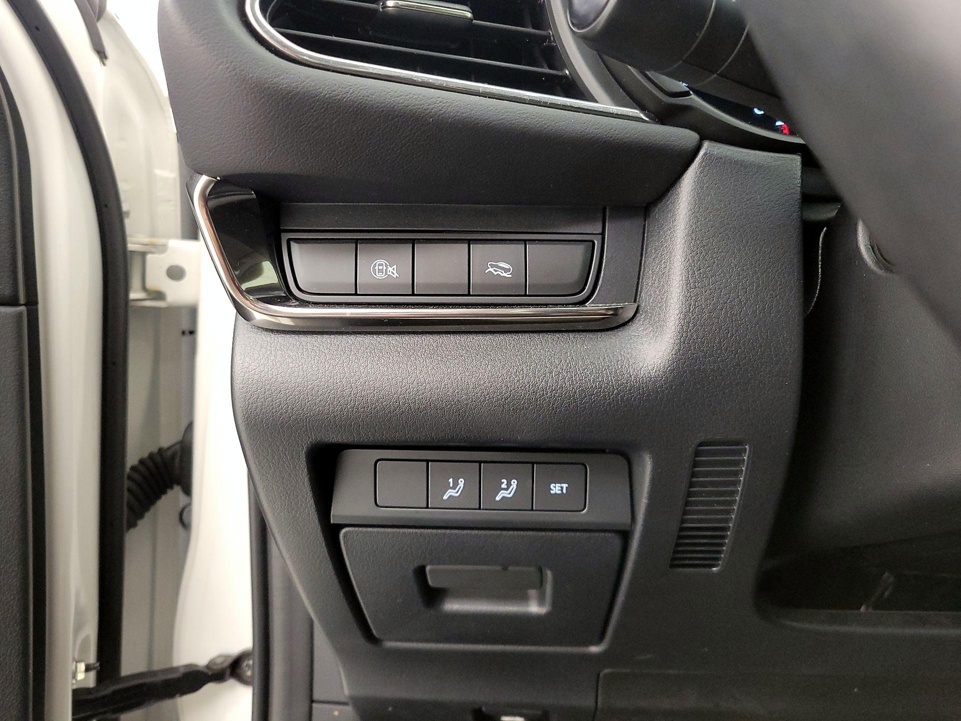 Thumbnail: 2025 Mazda CX-30 - 13