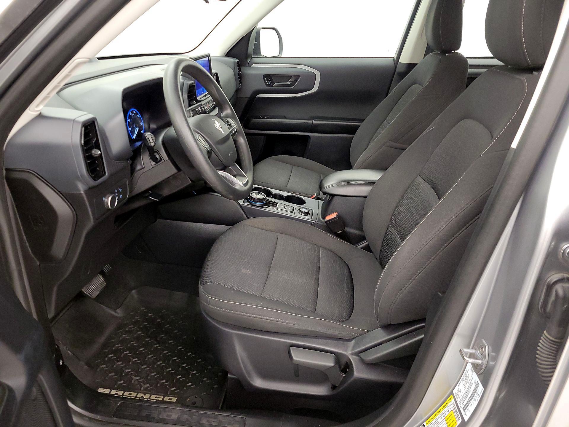 Thumbnail: 2022 Ford Bronco Sport - 11