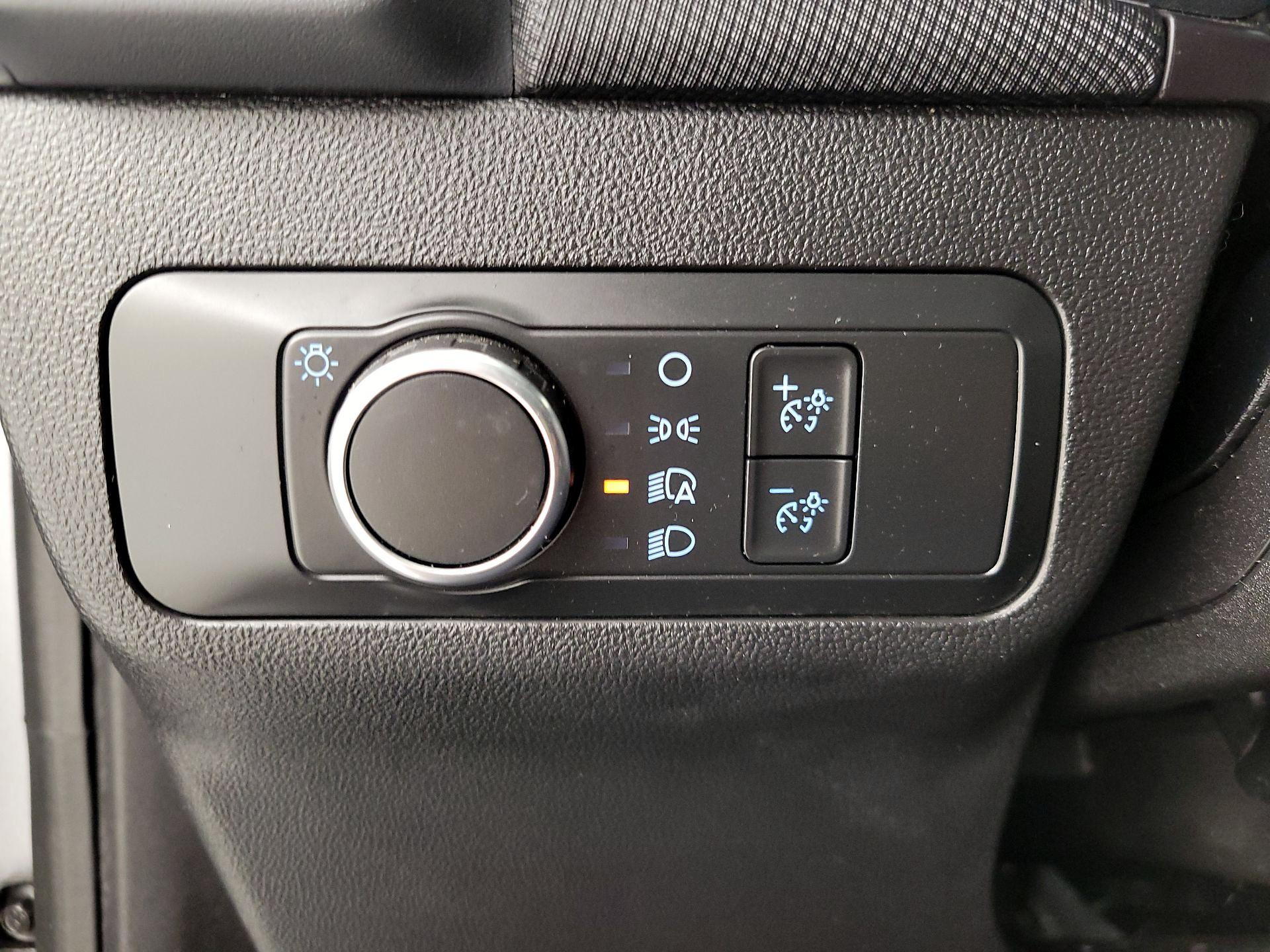 Thumbnail: 2022 Ford Bronco Sport - 13