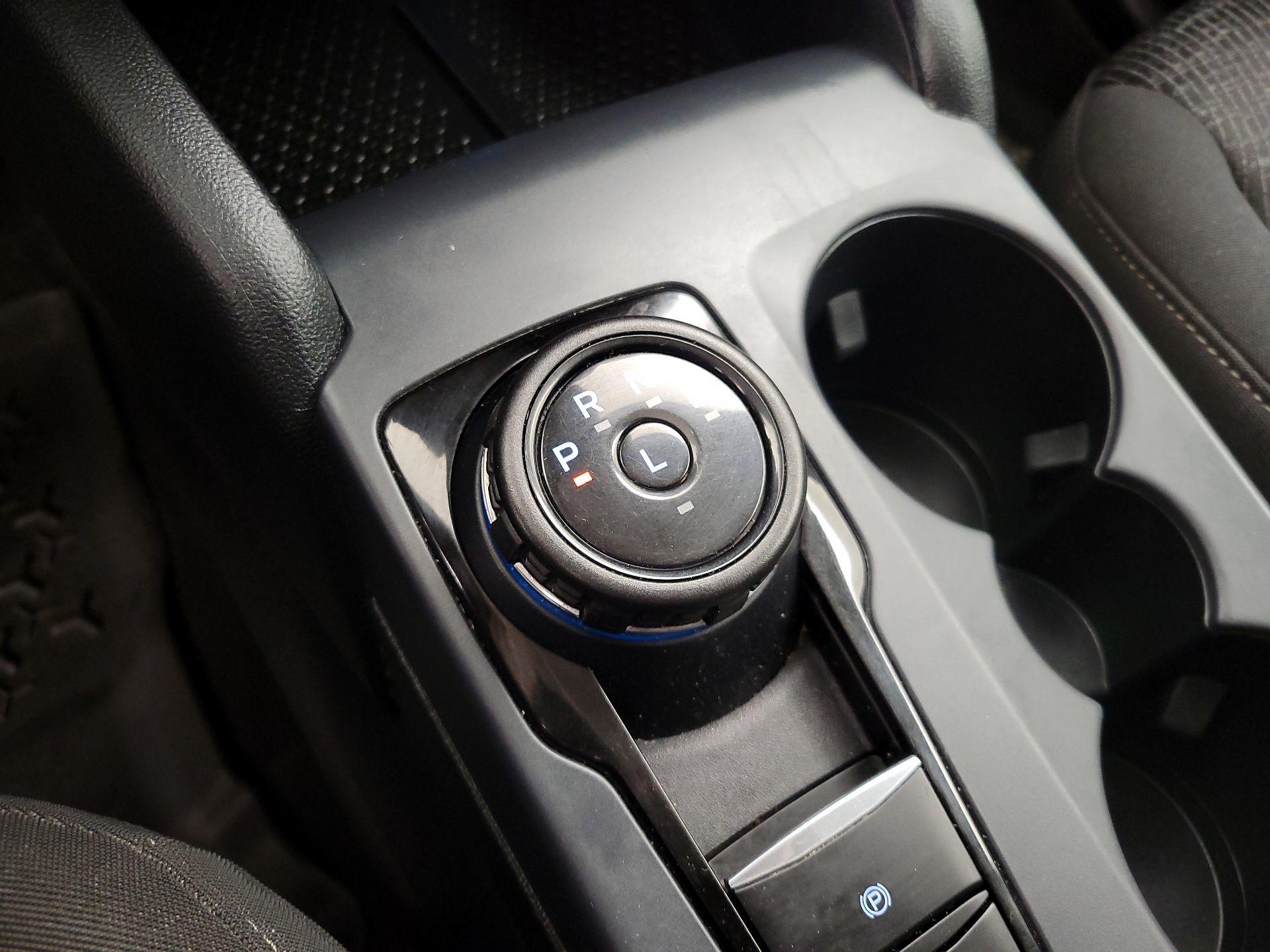 Thumbnail: 2022 Ford Bronco Sport - 17