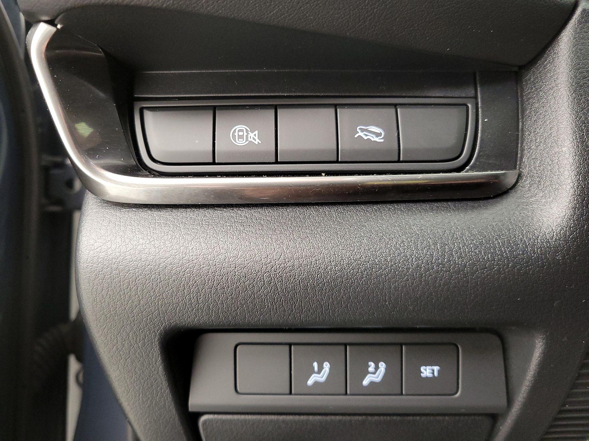 Thumbnail: 2025 Mazda CX-30 - 13