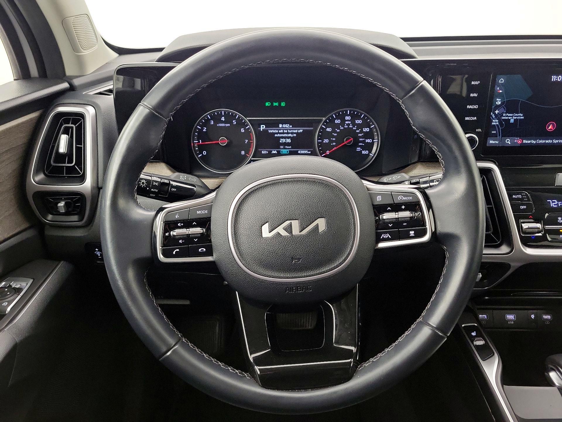 Thumbnail: 2023 Kia Sorento - 10
