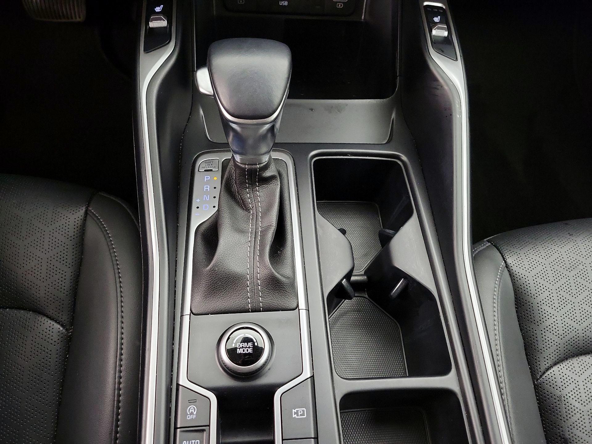 Thumbnail: 2023 Kia Sorento - 18