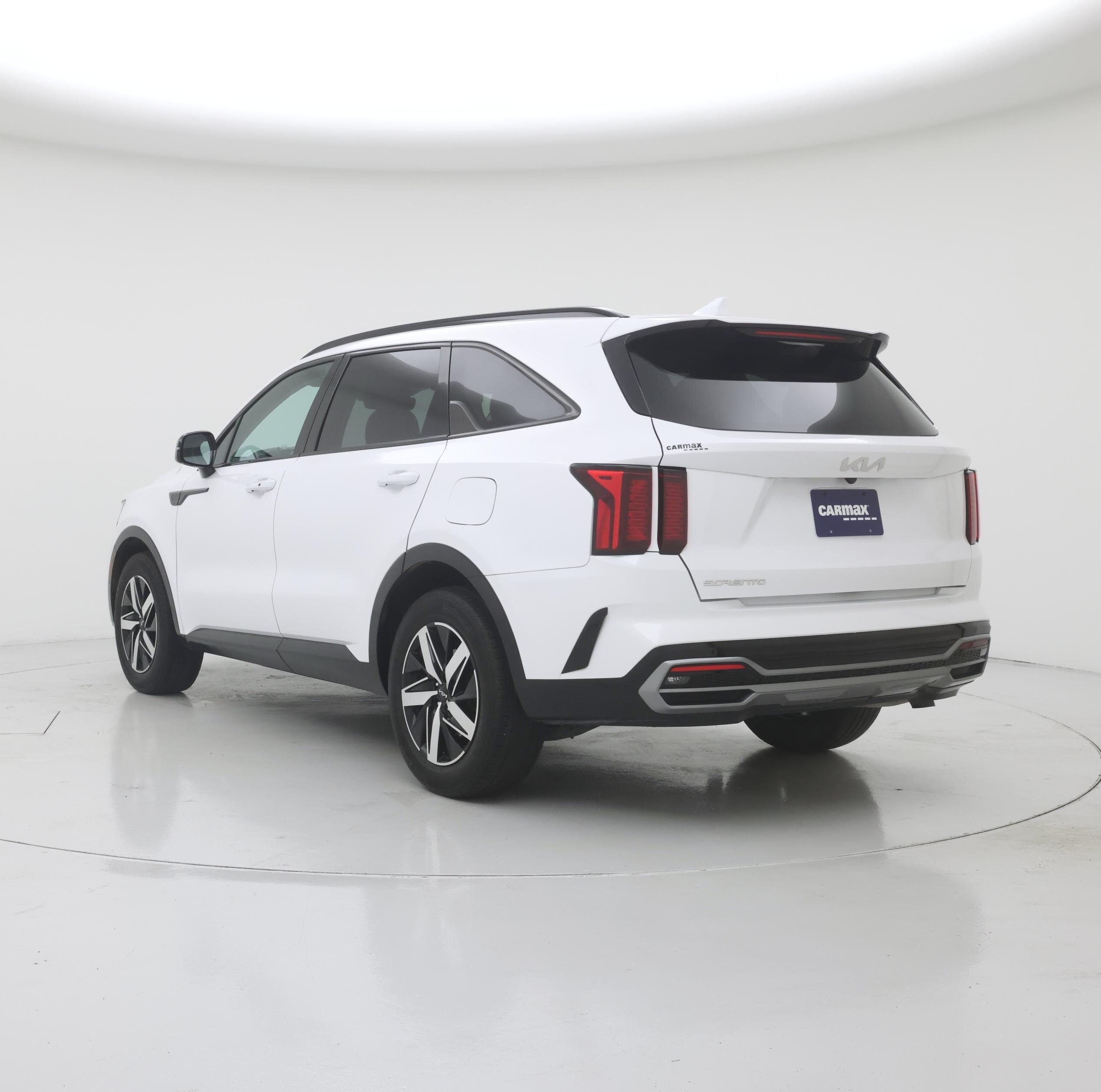 Thumbnail: 2023 Kia Sorento - 2