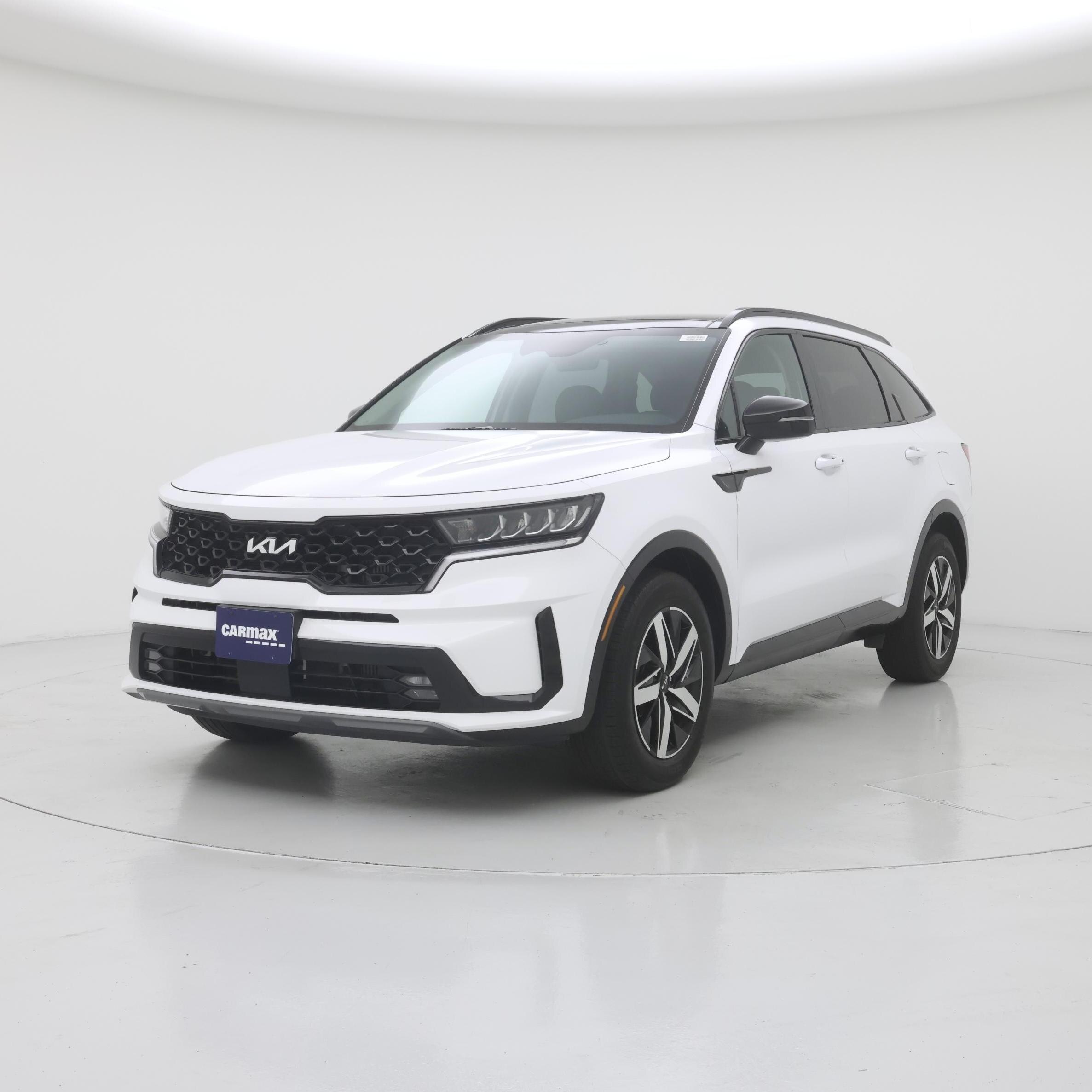 Thumbnail: 2023 Kia Sorento - 4