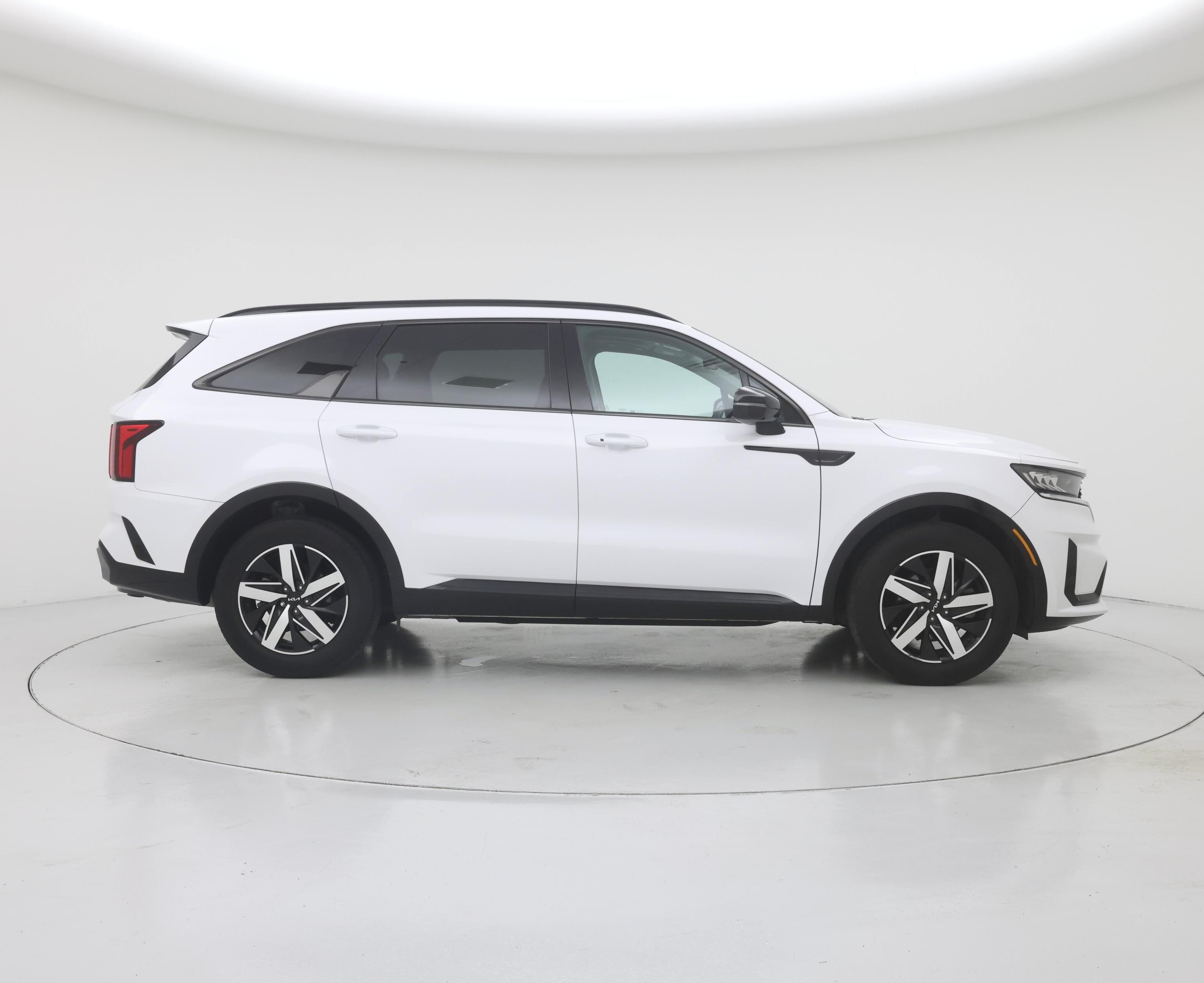 Thumbnail: 2023 Kia Sorento - 7