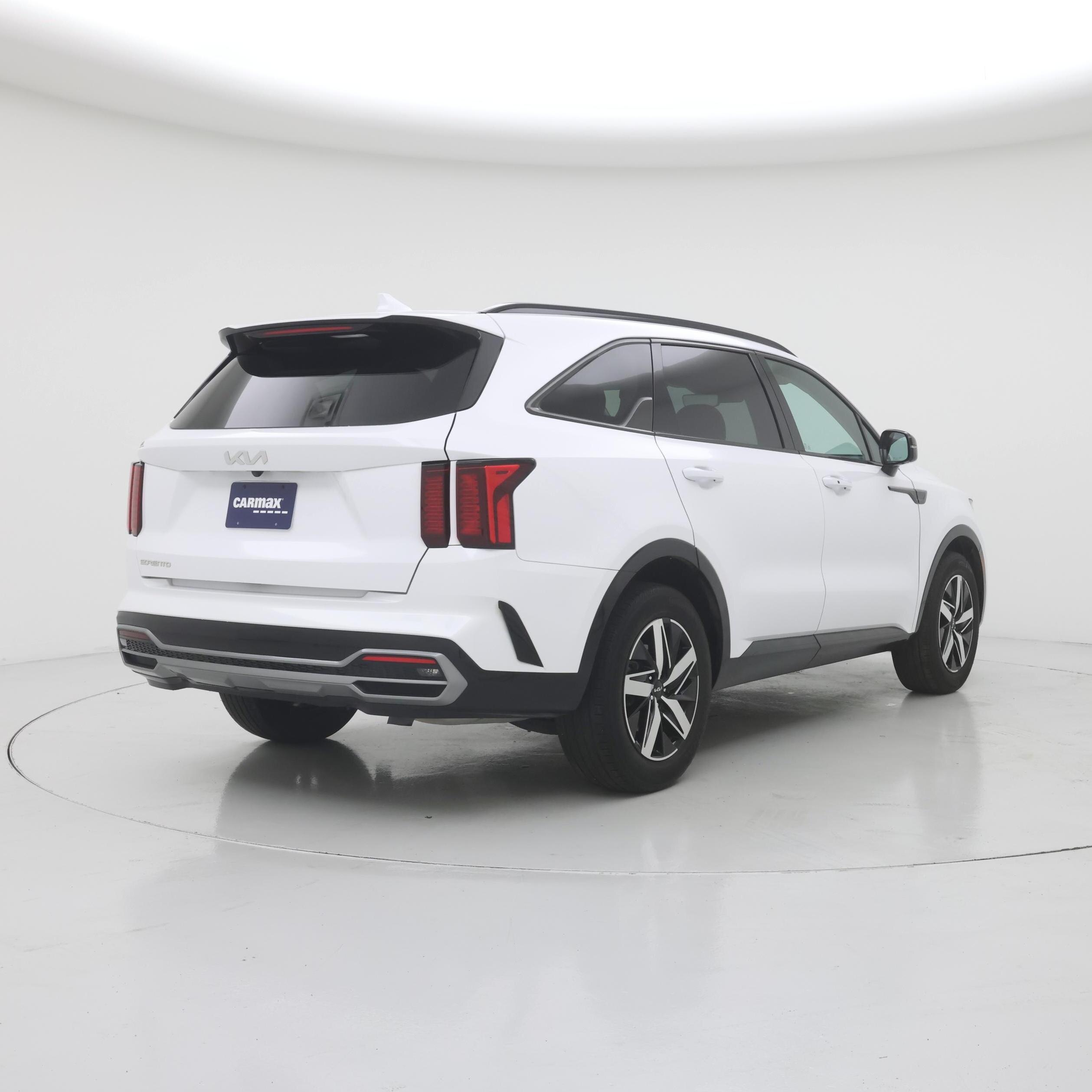 Thumbnail: 2023 Kia Sorento - 8