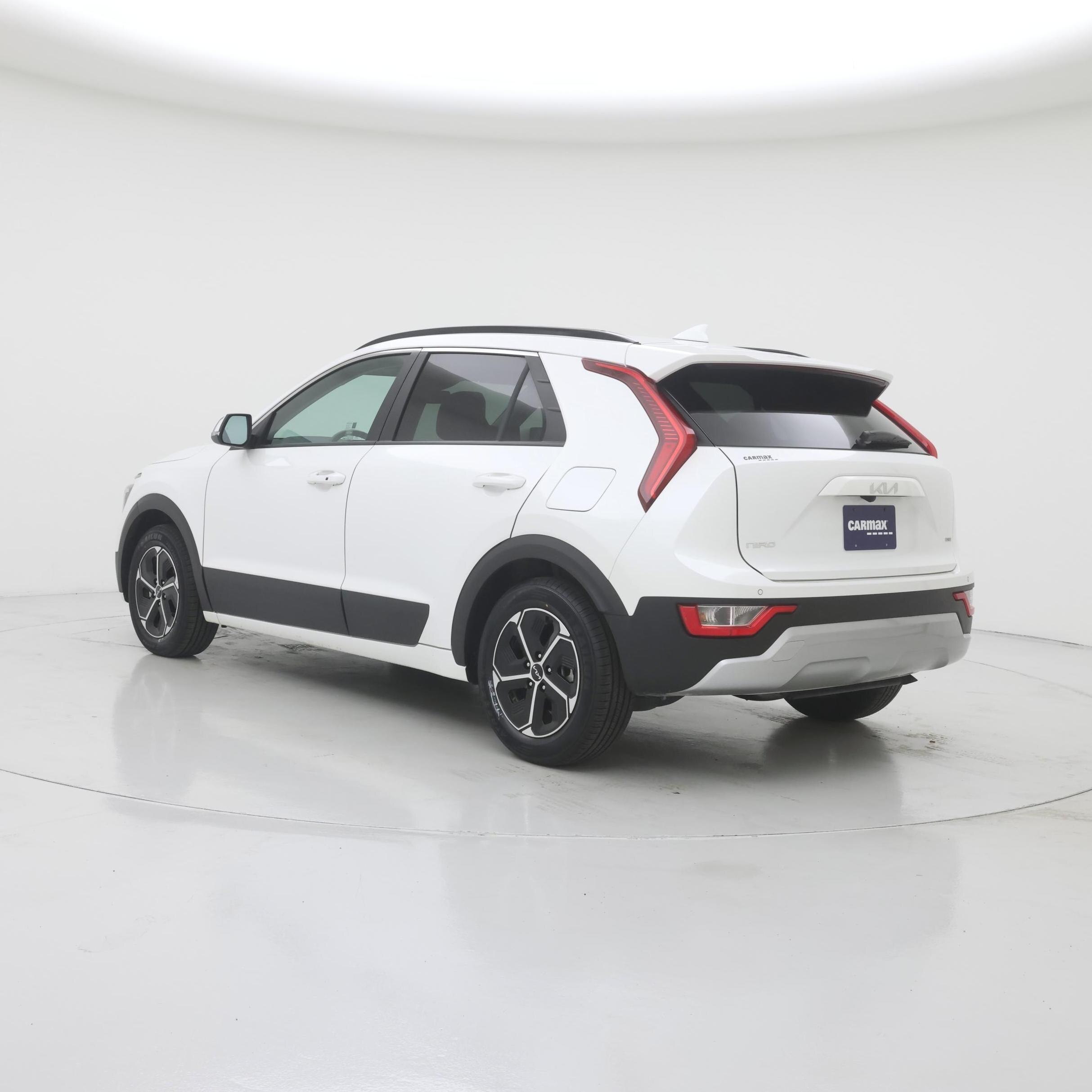 Thumbnail: 2023 Kia Niro - 2