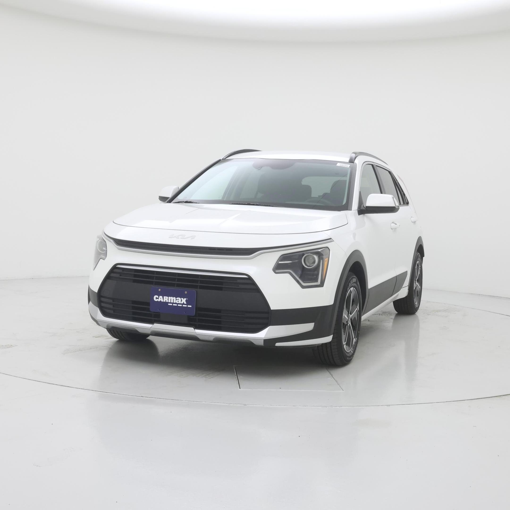 Thumbnail: 2023 Kia Niro - 4