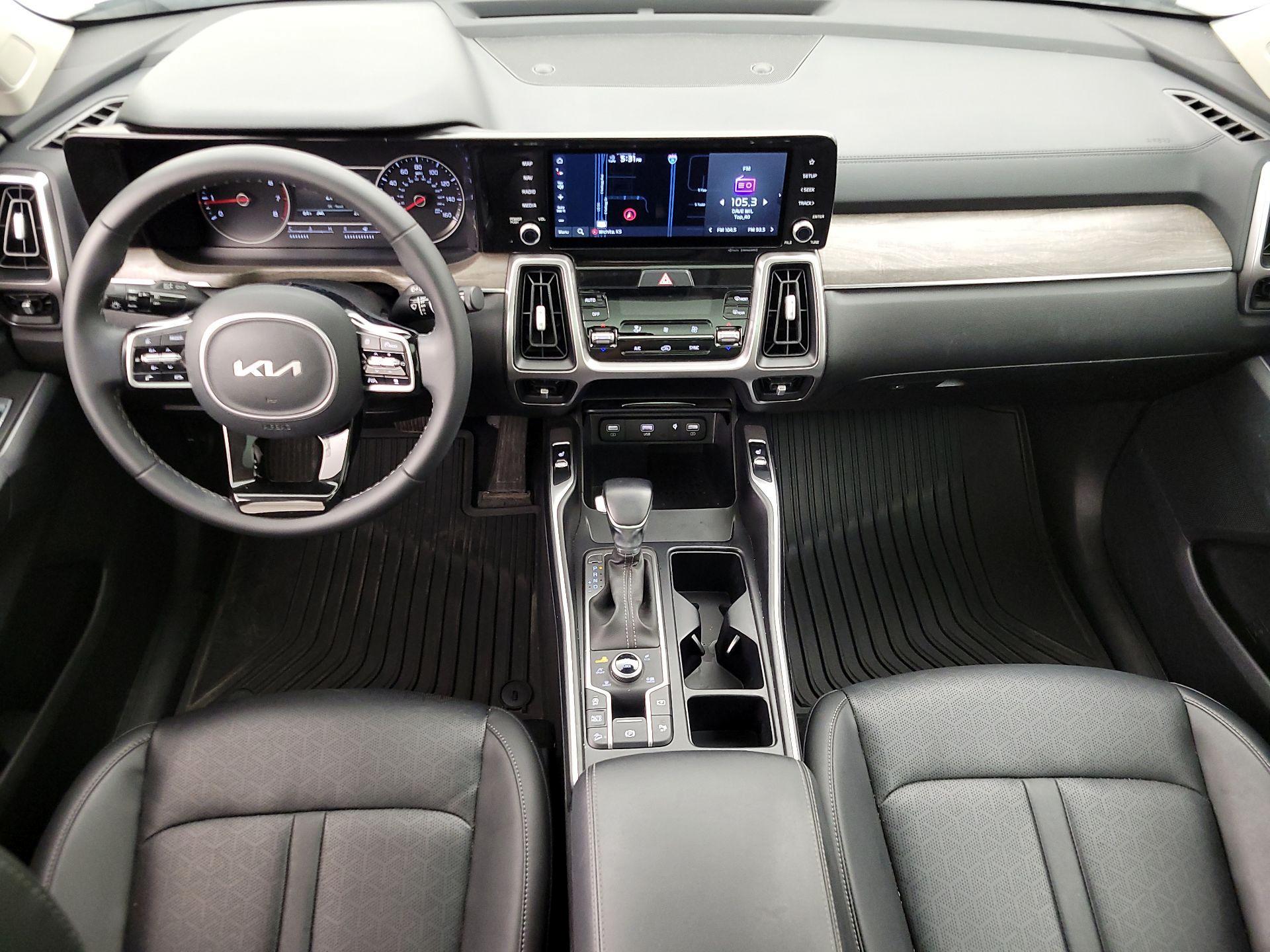 Thumbnail: 2022 Kia Sorento - 9