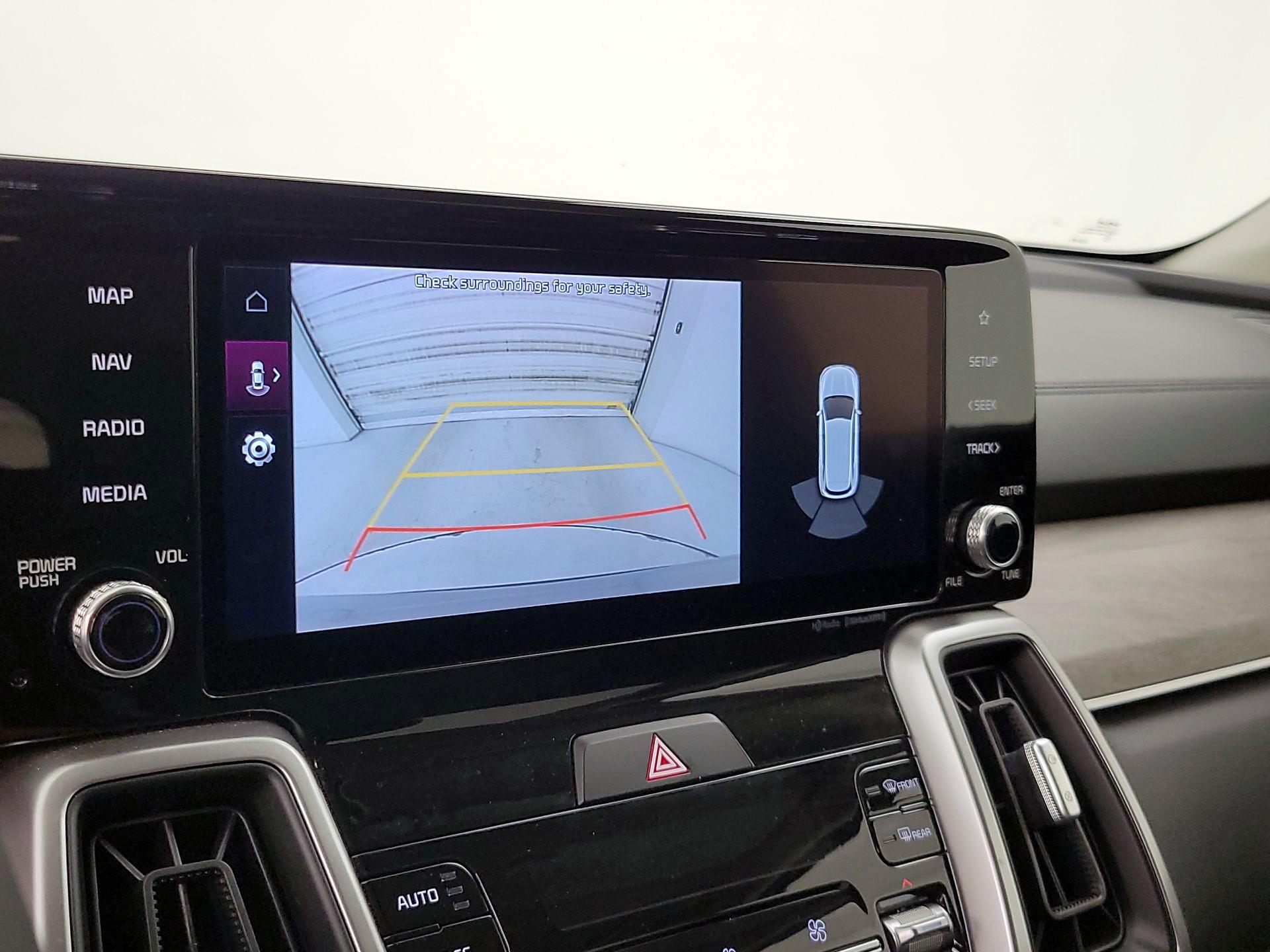 Thumbnail: 2022 Kia Sorento - 15