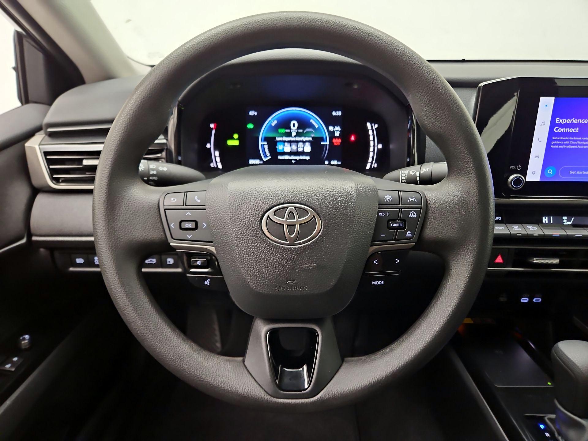 Thumbnail: 2025 Toyota Camry - 10