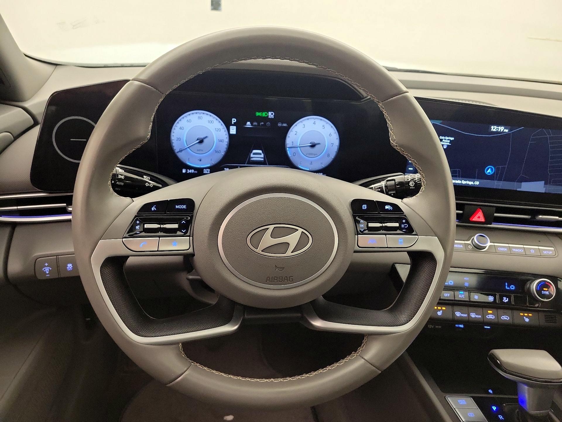 Thumbnail: 2025 Hyundai Elantra - 10