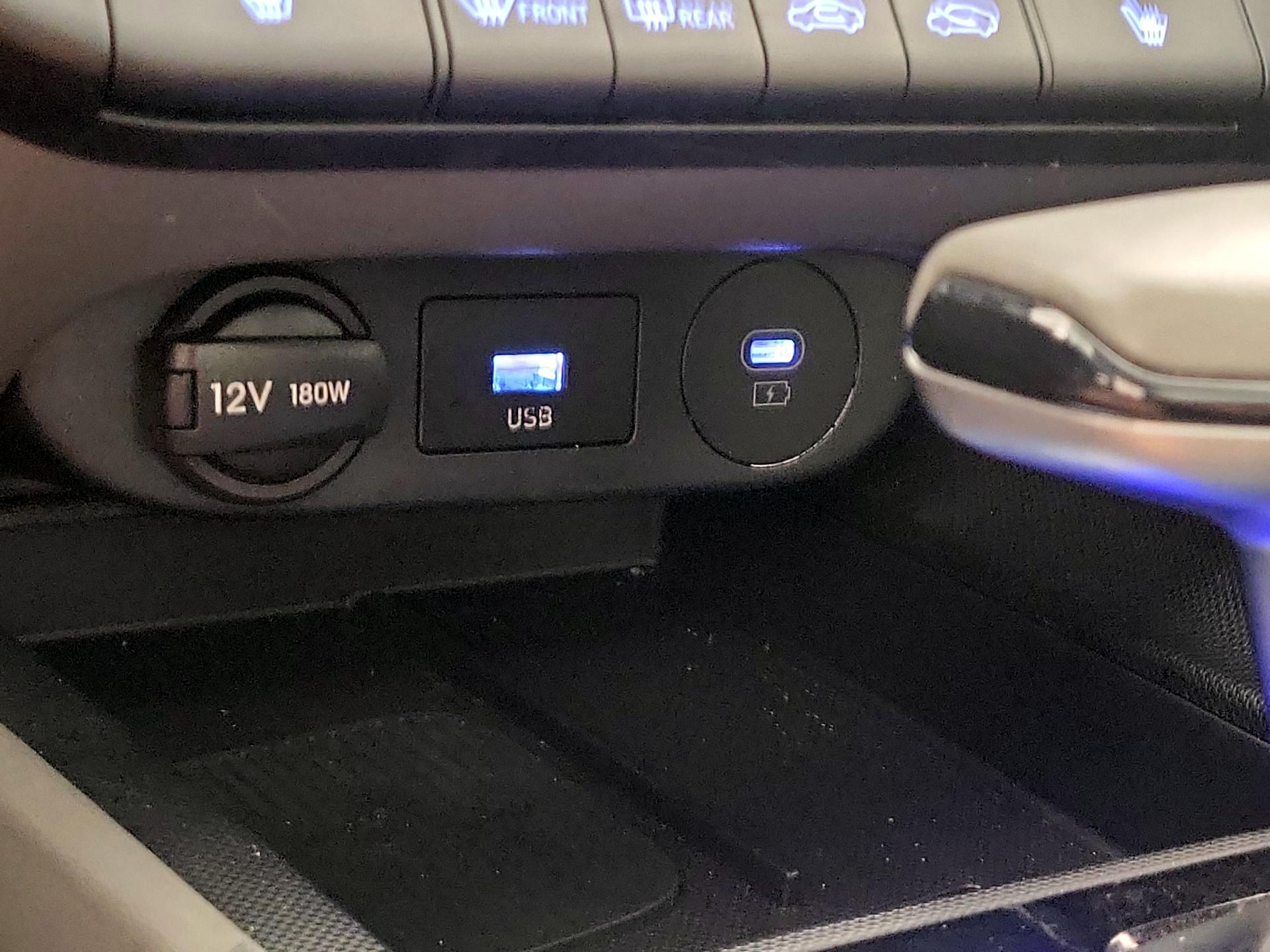 Thumbnail: 2025 Hyundai Elantra - 19