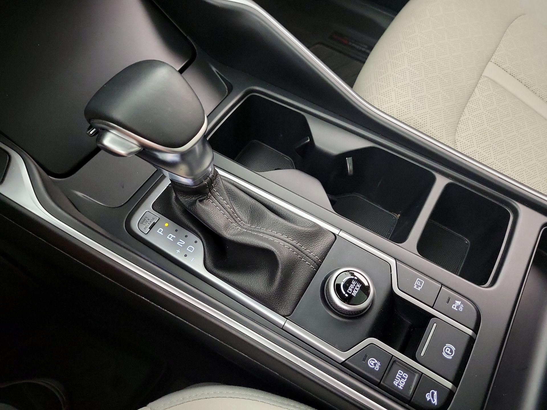 Thumbnail: 2023 Kia Sorento - 18